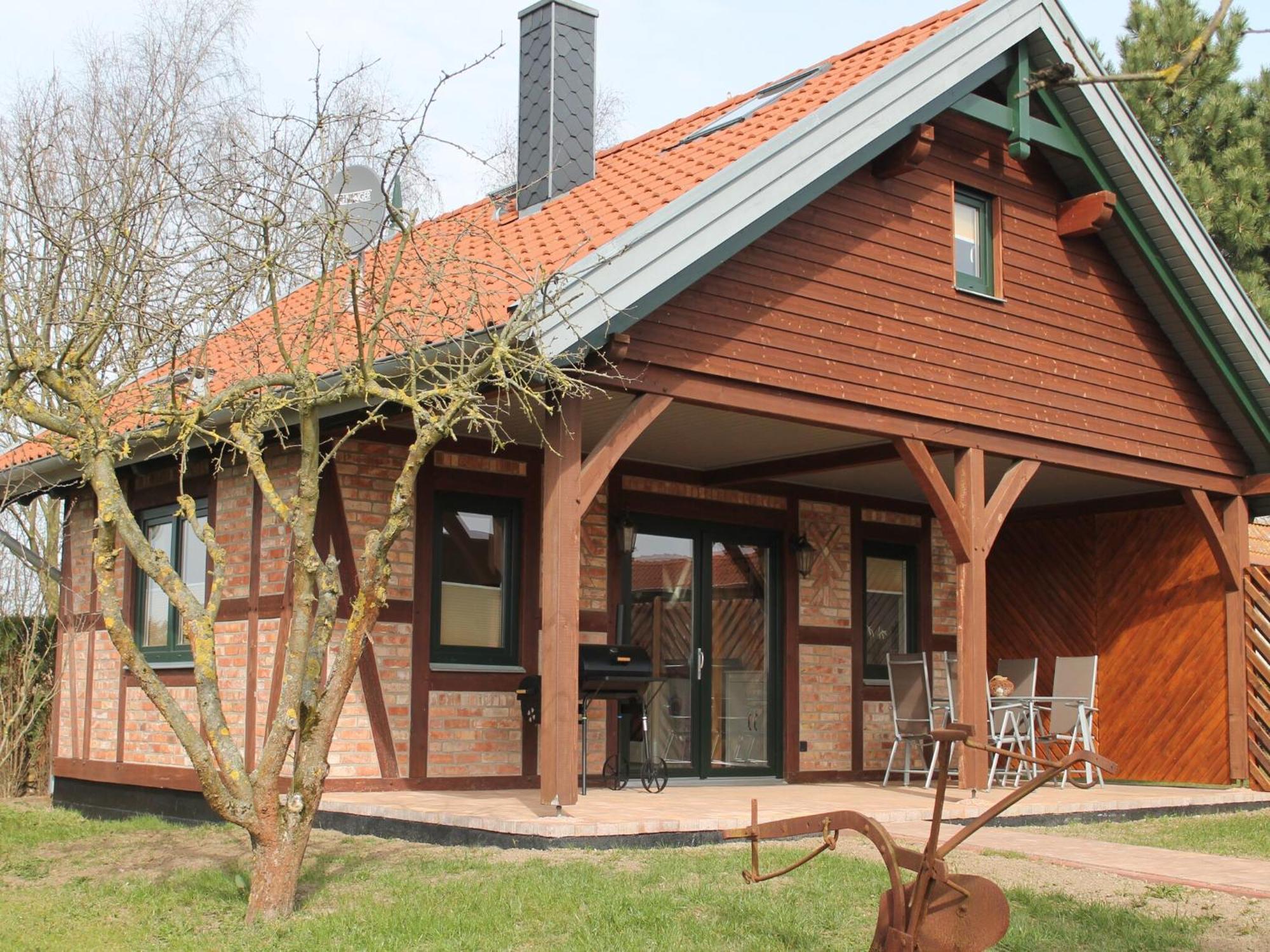 Modern Holiday Home In Brusow With Roofed Terrace Kröpelin Esterno foto